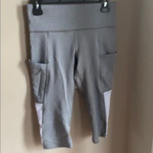 Athleta cropped legging size S